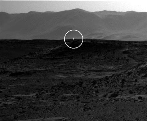 Weird Ufo Light On Mars May Just Be A Shiny Rock Nasa Says Video