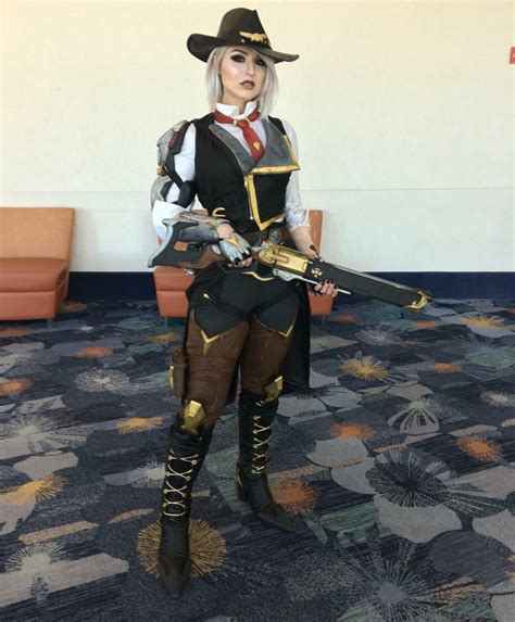 Blizzcon 2018 The Official Cosplay Of New Overwatch Hero Ashe Looks Awesome