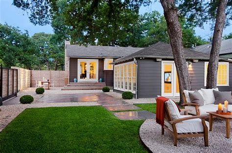 Get ideas for your own backyard retreat from these professionally landscaped backyards. Perfect Backyard Retreat: 11 Inspiring Backyard Design Ideas