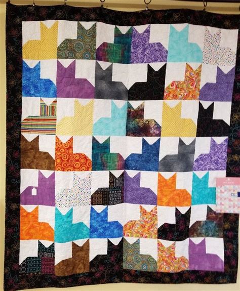 Pins And Paws Quilt Beautiful Cat Kitten Quilt 57 X Etsy Quilts