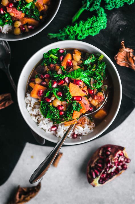This recipe will serve 4. 20-Minute Moroccan Chickpea Soup - Vegetarian Moroccan Chickpea Stew Happihomemade With Sammi ...