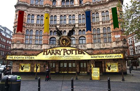 Palace Theatre Plans Hogwarts Themed Harry Potter Facade