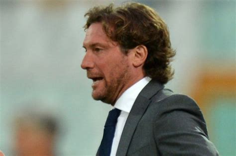 Giovanni stroppa 2017.jpg400 × 533; Ex-FCS-Trainer Giovanni Stroppa wirft bei Pescara das ...