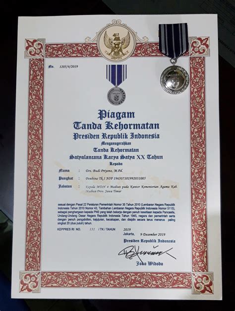 Kamad Mtsn Madiun Mendapat Penghargaan Satyalancana Karya Satya Dari