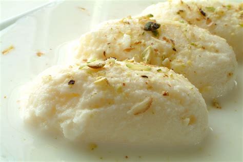 How To Make Luscious Creamy Indian Milky Pudding Rasmalai The Statesman