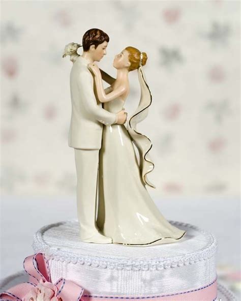 Off White Porcelain Bride And Groom Wedding Cake Topper Figurine