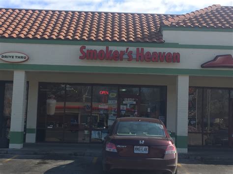 We Are Hiring At Our Smoke Shop! | Kansas City | Smokers Heaven