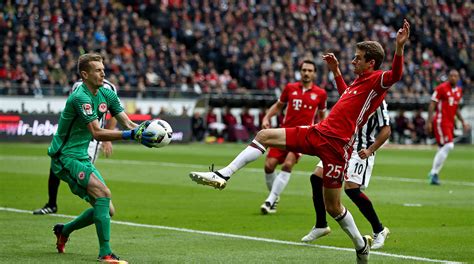 Hrádecký was born in bratislava, slovakia. Hradecky: Zielstrebig, bescheiden, lauffaul :: DFB ...