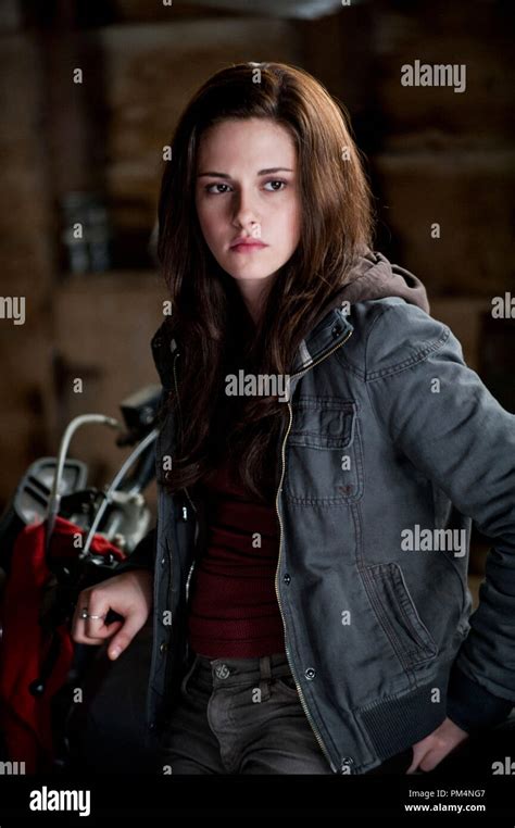 Kristen Stewart Stars In The Twilight Saga Eclipse Stock Photo Alamy