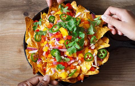 best super bowl nachos recipe — eatwell101