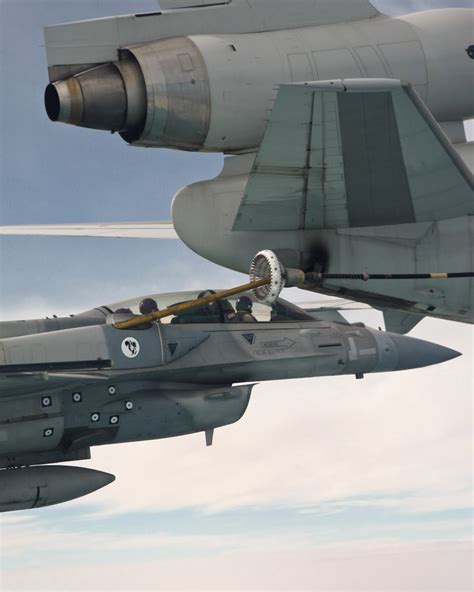 Images Of F 16s Drogue Probe Style Air Refueling System ~ Asian Defence