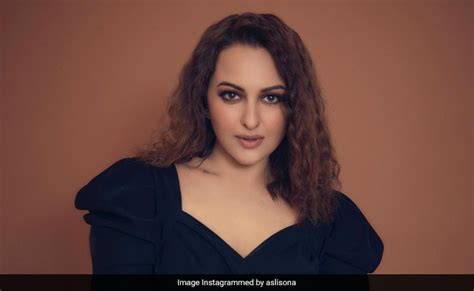 Sonakshi Sinha Calls Reports Of Non Bailable Warrant Harassment Charade