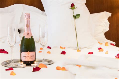 We did not find results for: Romantic Getaways This Winter | Harbour House Hotel Blog