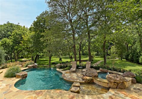 Infinity Edge Pools Traditional Pool Dallas By Harold Leidner
