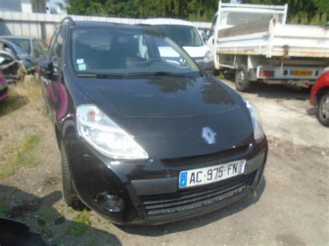 Maybe you would like to learn more about one of these? Crochet de remorquage RENAULT CLIO III ESTATE PHASE 2 Diesel