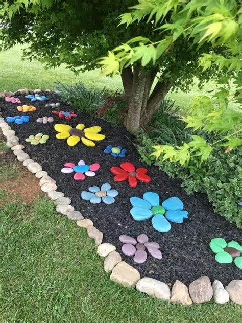 Over 40 of the BEST Rock Painting Ideas | Garden projects, Garden