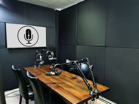 Toronto Podcast Studio Toronto Podcast Studio In 2020 Podcast