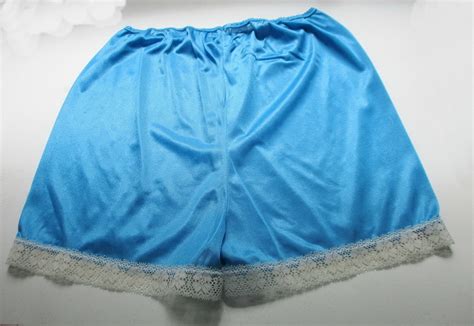 Culottes à Robinet En Nylon Bleu Soyeux Vintage Des Années 60 Etsy