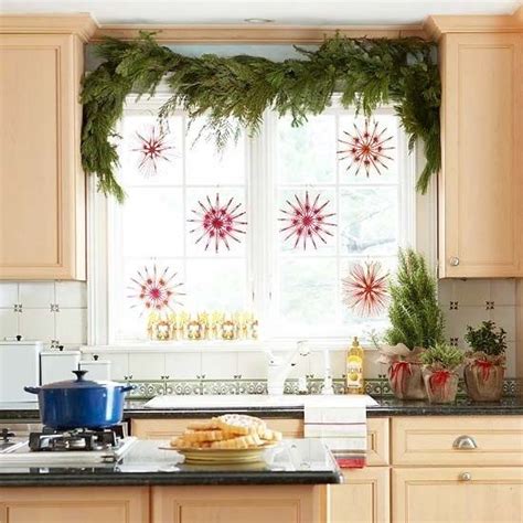 43 Elegant Christmas Window Decor Ideas Christmas Window Decorations