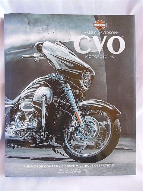 It has an old elmer trett 84 shovel motor. Harley-Davidson CVO Motorcycles Book by Stemp Marilyn ...