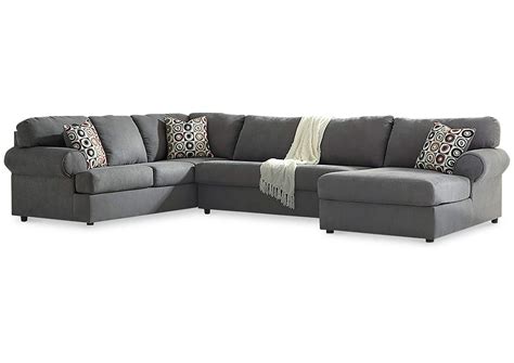 Jayceon 3 Piece Sectional With Chaise