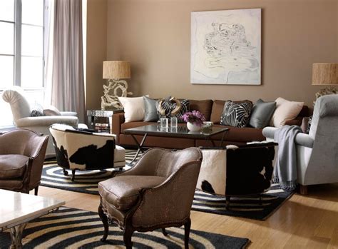 10 Beautiful Living Rooms That Utilize Mix And Match Patterns Housely