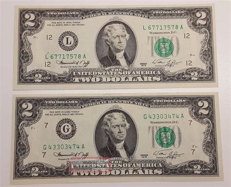 2 1976 Us 2 Dollar Bill Note Green Seal Crisp Uncirculated