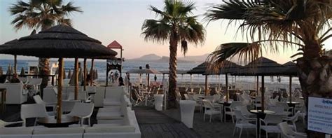 Contattaci per un preventivo gratuito al 347 1167581. Aperitivo in Spiaggia: ecco 10 locali a Napoli - Napoli da ...