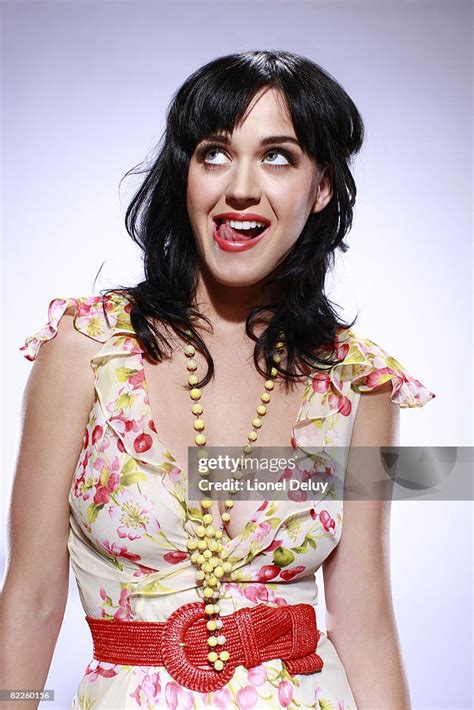 Pop Star Katy Perry Poses For A Portrait Session In Venice For Yrb On