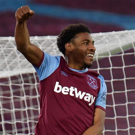 Nigerian Born Oladapo Afolayan Joins Bolton On Loan From West Ham Naija Super Fans