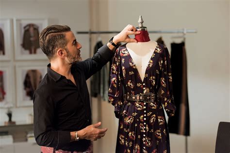 Marc Jacobs Shares 5 Tips For Aspiring Fashion Designers 2022