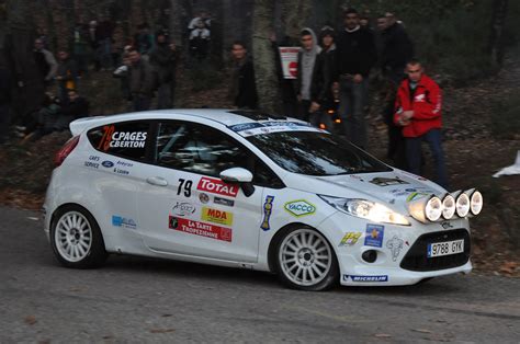 Ford Fiesta R2 C Berton 57ème Rallye Du Var Es9 Col D Flickr