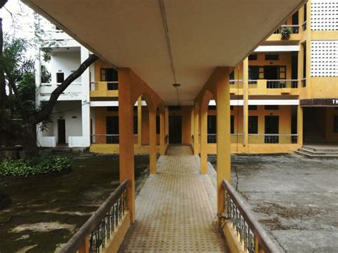 If you want to learn perumahan in english, you will find the translation here, along with other translations from indonesian to english. Gambar : vila, rumah, bangunan, milik, perkebunan ...