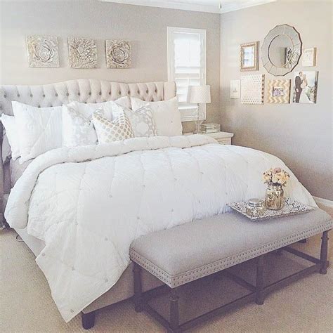 53 Cozy And Beautiful Female Bedroom Ideas Home Bedroom Bedroom Decor