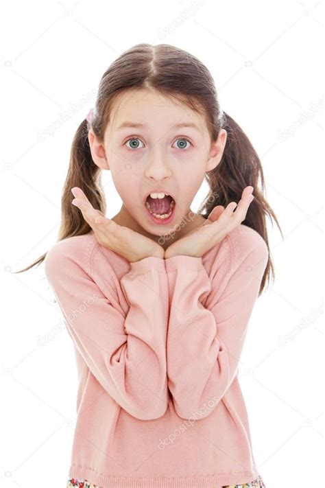 adolescent fille crie sa bouche grand ouvert gros plan image libre de droit par lotosfoto1