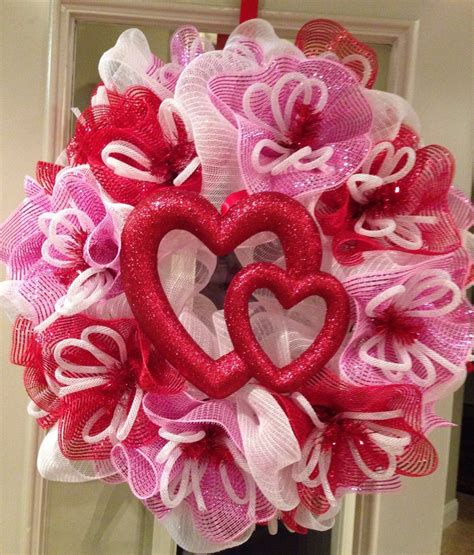 Valentines Day Wreath Deco Mesh Valentine S Day Wreath With Hearts Making A Wreath For