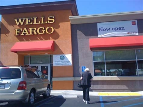 Wells Fargo Bank Updated April 2024 40 Reviews 12251 Ventura Blvd
