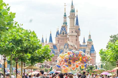 Shanghai Disneyland Tips Expats Holidays