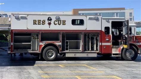 Pin By Cody Jo Olson On All Things Rescue Trucks Heavy Rescue Light
