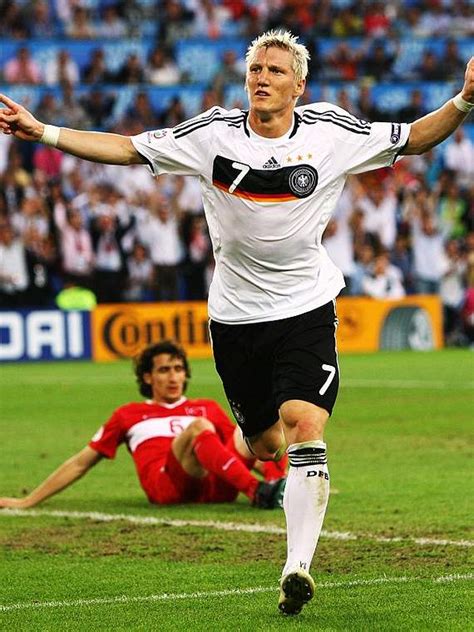 Die türkische mannschaft war in gruppe 2 mit ungarn, deutschland und südkorea in einer gruppe, wo sie als außenseiter galt. Deutschland nach 3:2 gegen die Türkei im EM-Finale :: DFB ...
