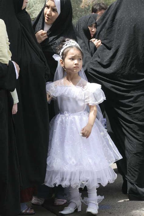 جنایتی به نام ازدواج کودکان یا گسترش فساد و فحشاء در ایران فضول محله