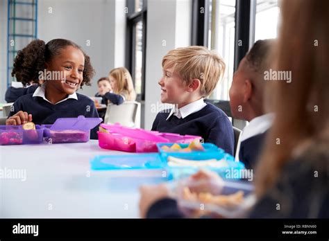Children Eating Lunch At School Hi Res Stock Photography And Images Alamy