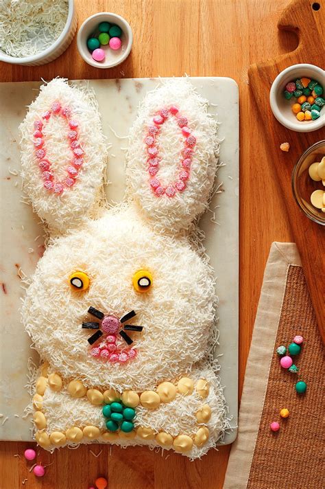 With a pair of floppy ears, whiskers, and of course a fuzzy tail, kids and adults alike love this famous easter character (for the. Easter Bunny Cake - Blogs & Forums