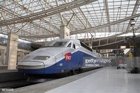 Bullet Train Station Photos And Premium High Res Pictures Getty Images