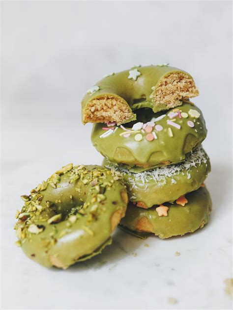 Baked Oat Donuts With Matcha Glaze Chloe Ting Recipes