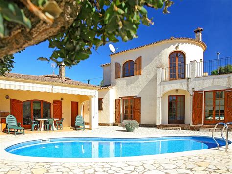4.728 casas y pisos, costa brava. Alquiler casa en Calonge, Costa Brava con piscina privada y acceso a internet - Niumba