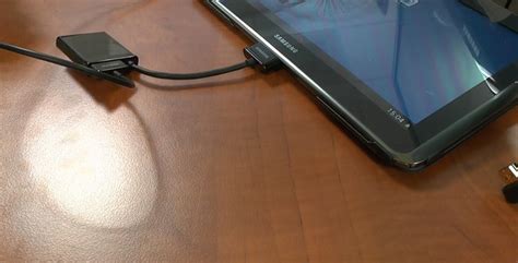 Measure the distance if needed. How to connect a Samsung tablet to a monitor or beamer via ...