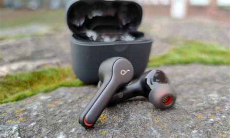 The anker soundcore liberty air takes those principles, and applies it to the burgeoning true wireless earphone market. Anker Soundcore Liberty Air 2 im Test ...