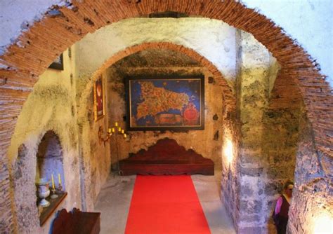 Castello Degli Schiavi History