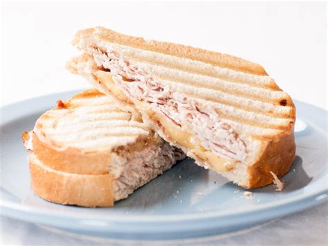 Grilled Turkey Sandwich Recipe And Nutrition Eat This Much